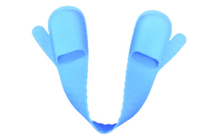 Coupled insulating gloves